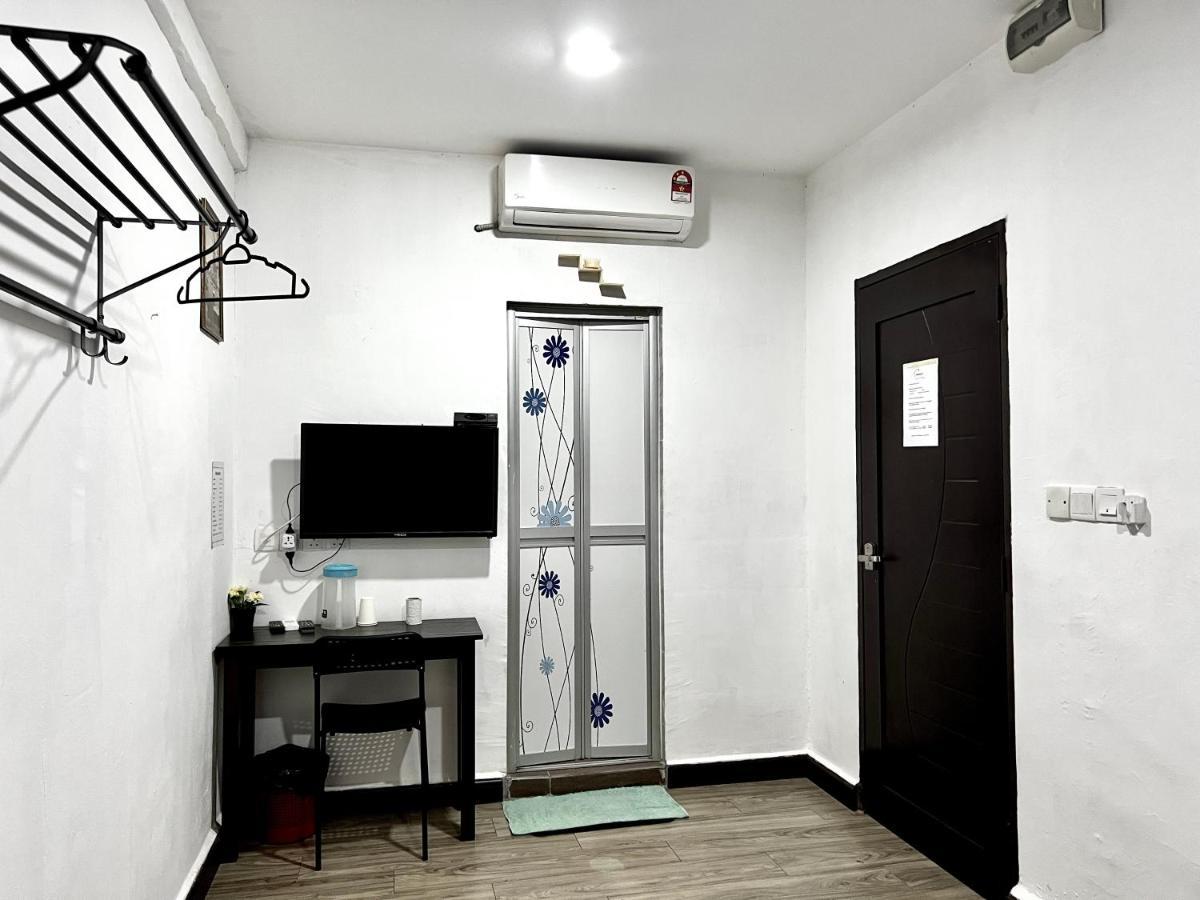 Homestay 55 Johor Bahru Exterior photo