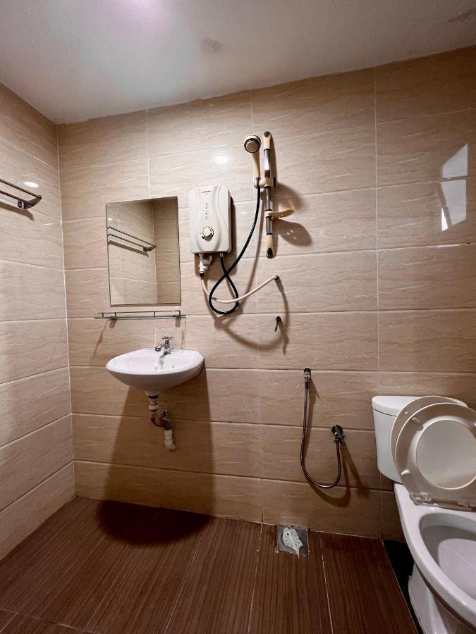Homestay 55 Johor Bahru Exterior photo