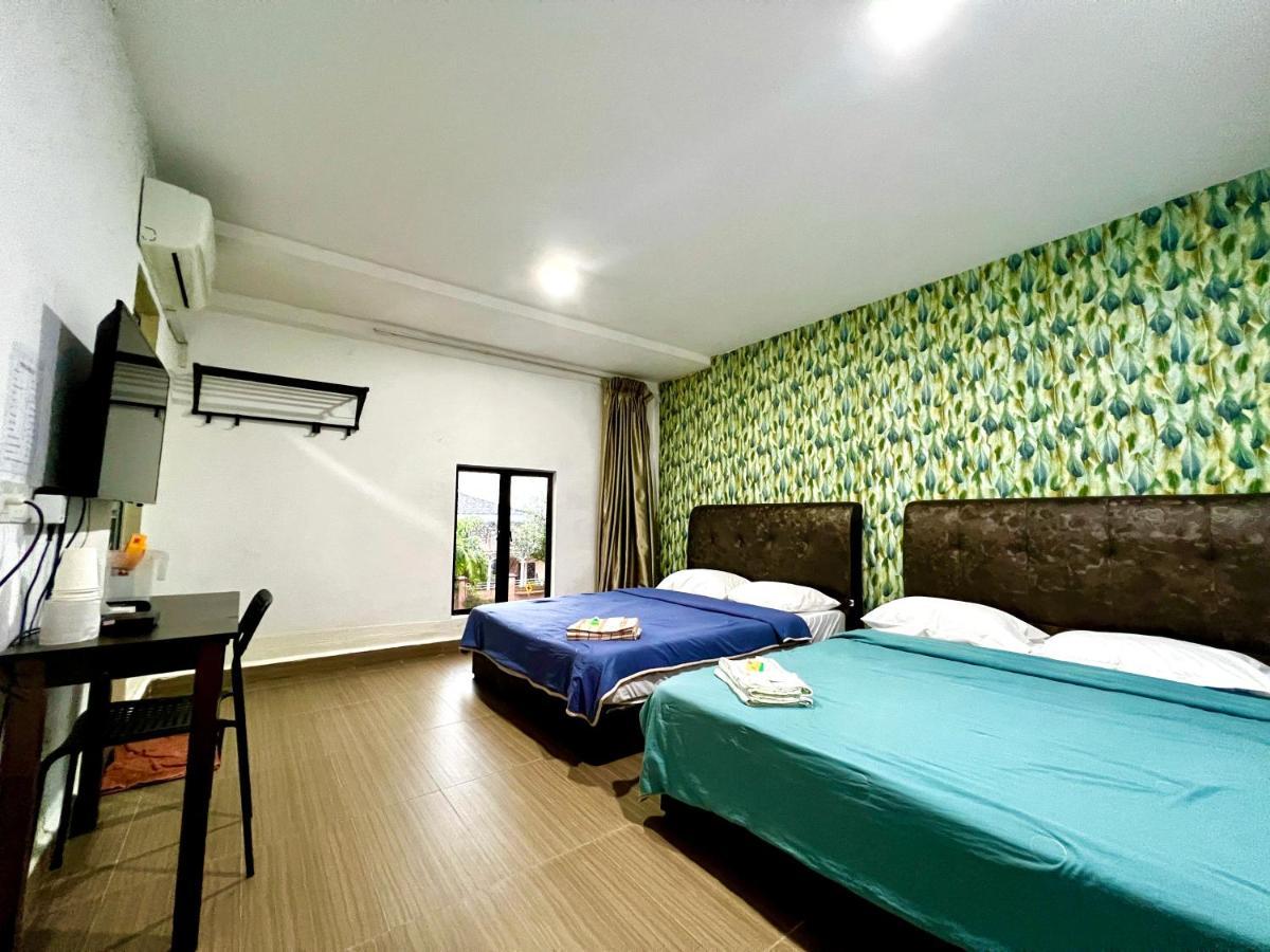 Homestay 55 Johor Bahru Exterior photo